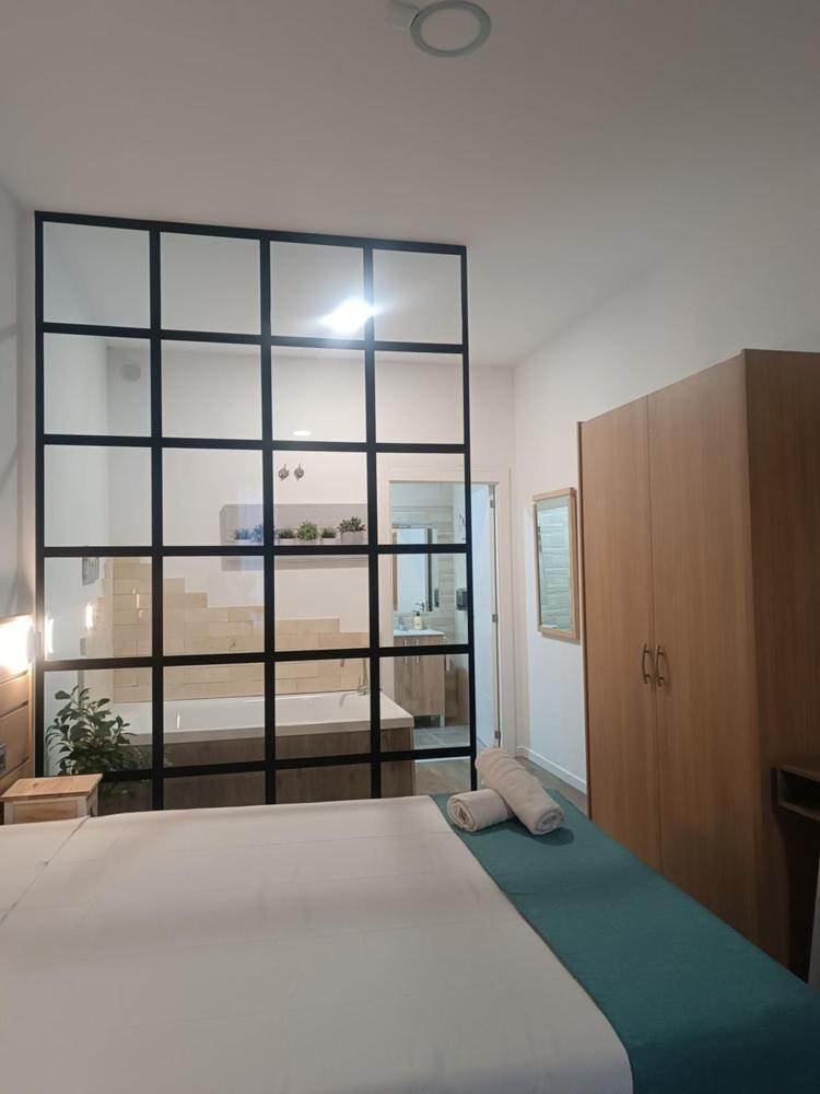 Apartamentos Turisticos Avila Puerta De San Vicente 0-2 외부 사진
