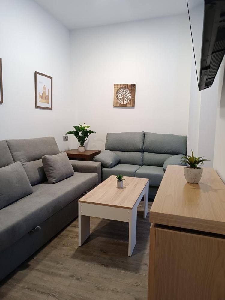 Apartamentos Turisticos Avila Puerta De San Vicente 0-2 외부 사진