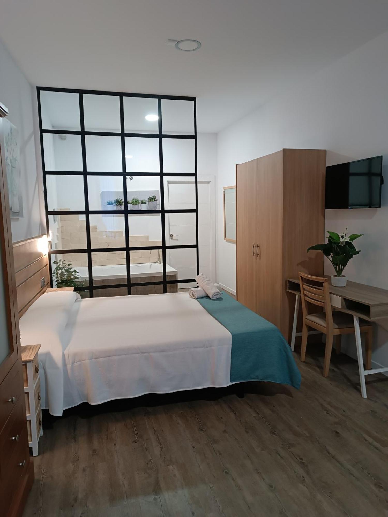 Apartamentos Turisticos Avila Puerta De San Vicente 0-2 외부 사진