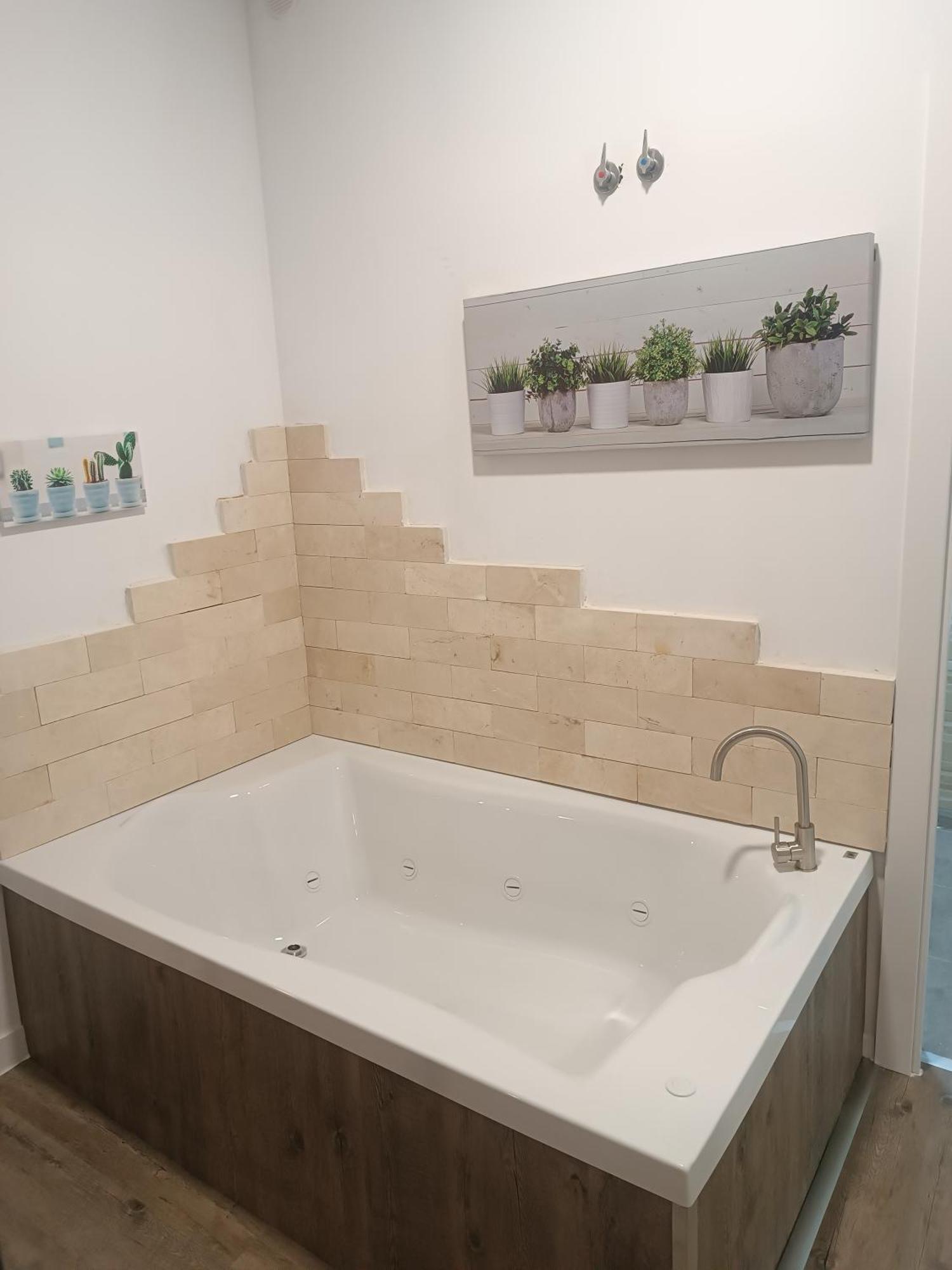 Apartamentos Turisticos Avila Puerta De San Vicente 0-2 외부 사진
